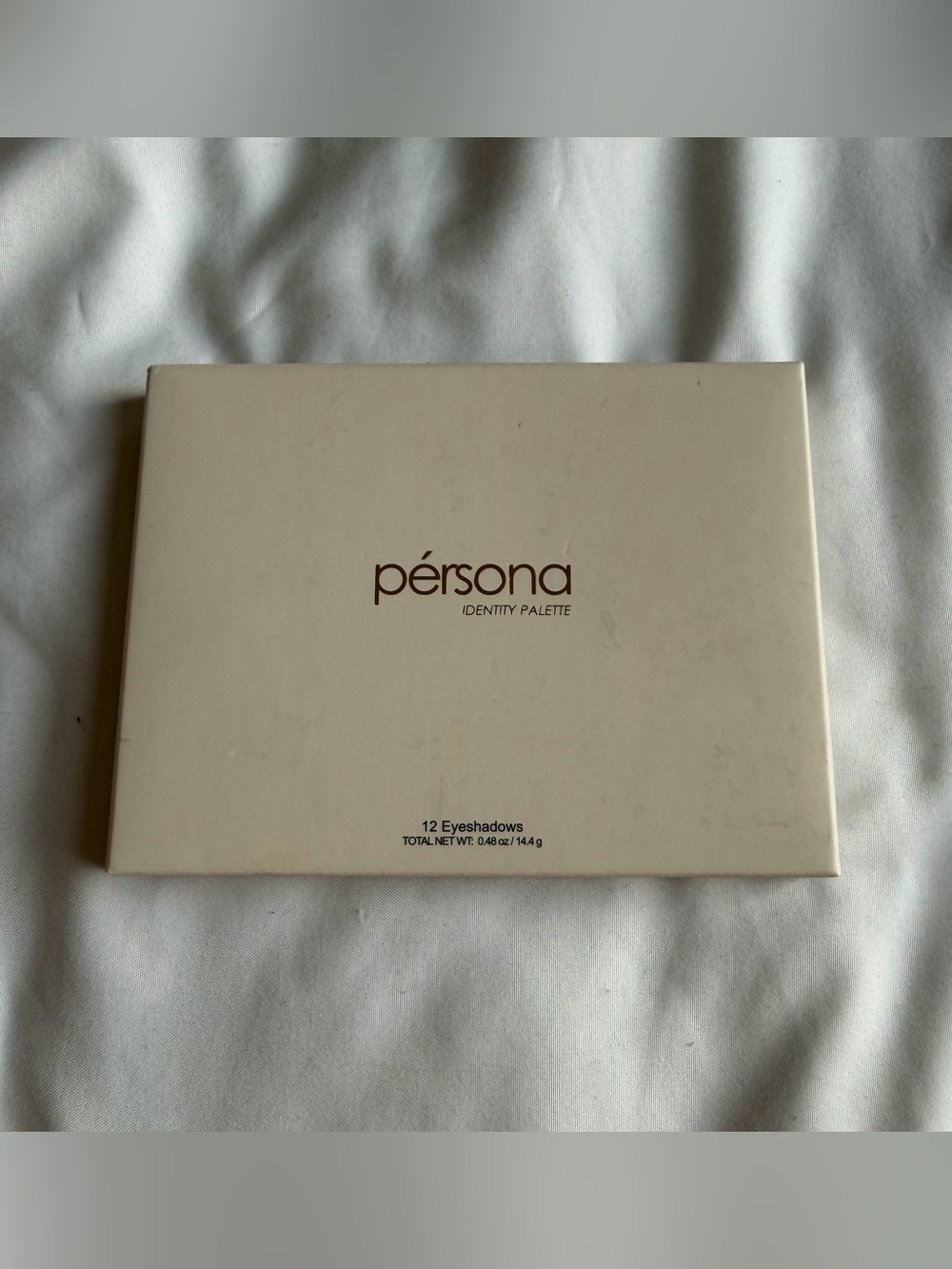 Persona Identity Palette - 12 eyeshadow palette - Picture 3 of 4